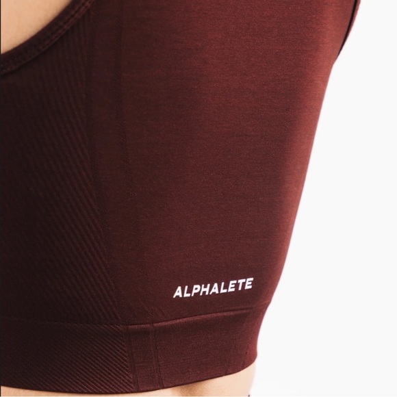Alphalete Stratus Tank Top - Picture 4 of 13
